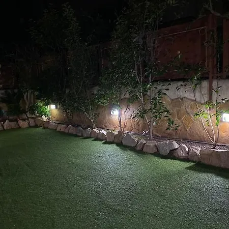 Ferienwohnung Pool Garden House Near The Sea Vári Exterior foto