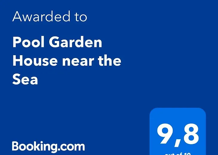 Pool Garden House Near The Sea